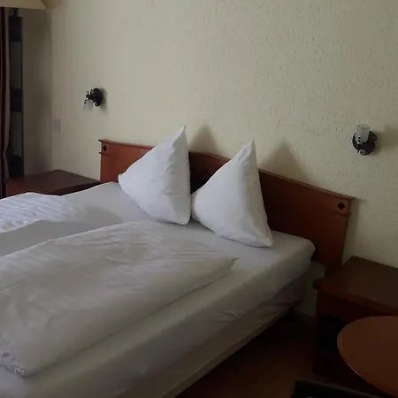 Schloss Hotel 3*