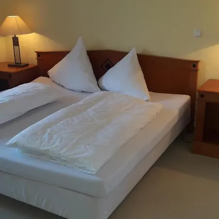 Hotel Schloss 3*