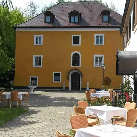 Schloss Hotell Fuchsmühl